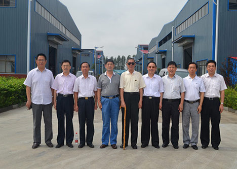 省海外聯(lián)誼會名譽(yù)會長張積祥先生一行來公司考察